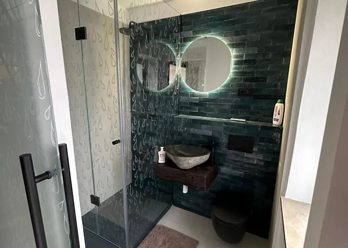 Perle D Arconi Villa Rence